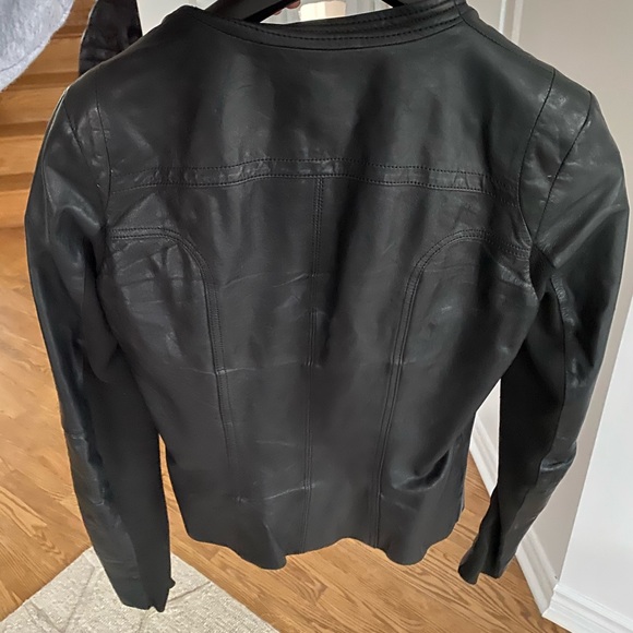 Cuir Danier Lamb Leather Jacket - Picture 2 of 5